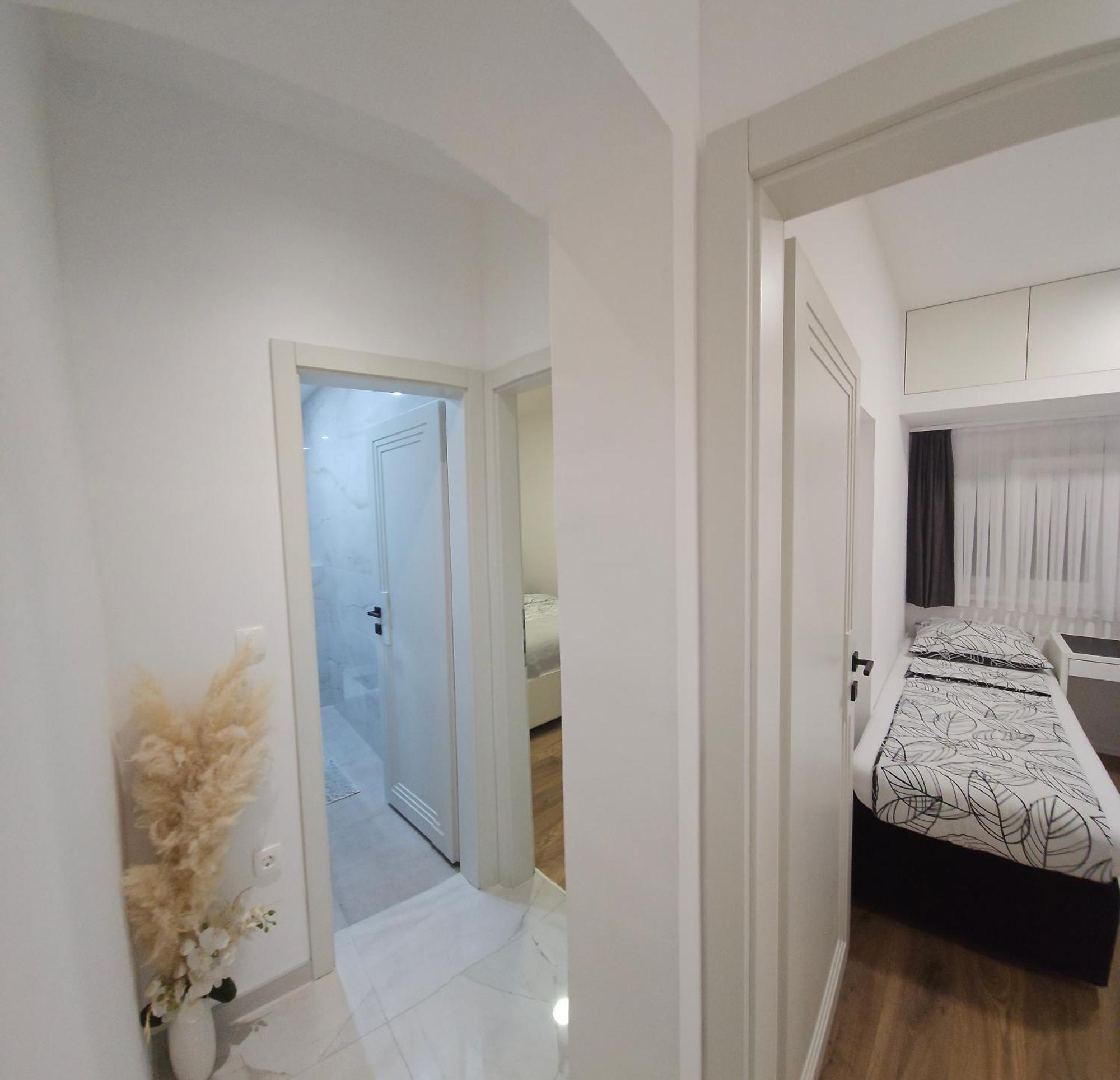 Ivana Apartment *