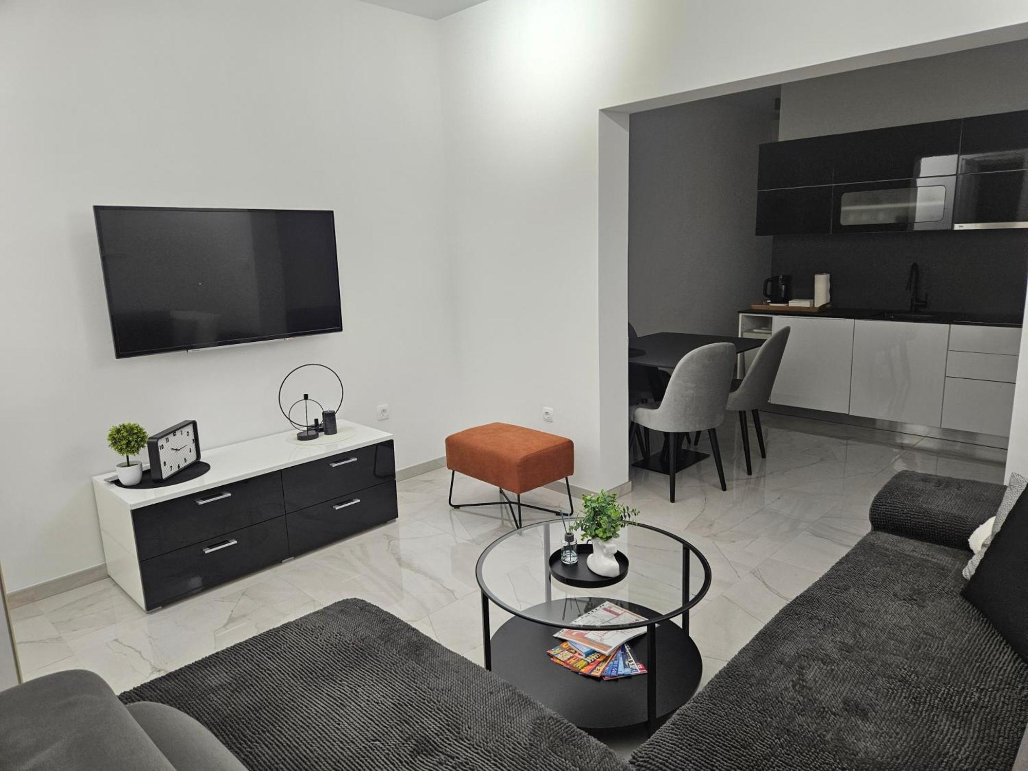 Ivana Apartment *
